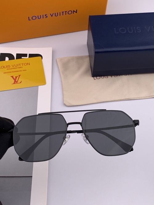 ルイヴィトンサングラス側面デザイン